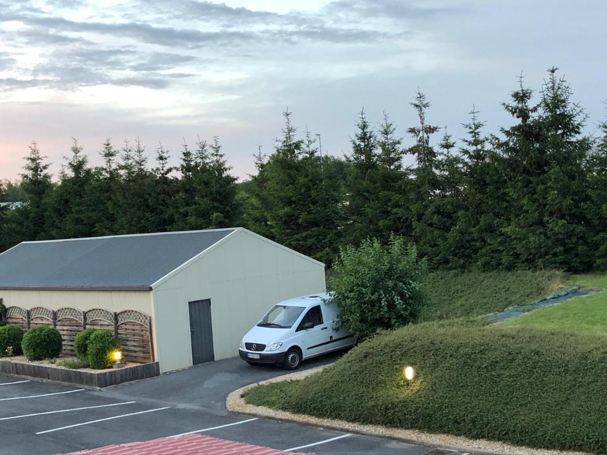 Villa Motel Stenay エクステリア 写真